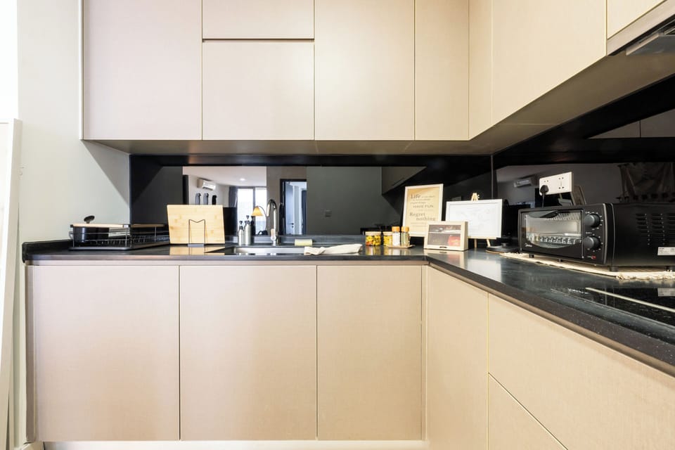 Comfort Apartment, Balcony, Lake View | Private kitchen
