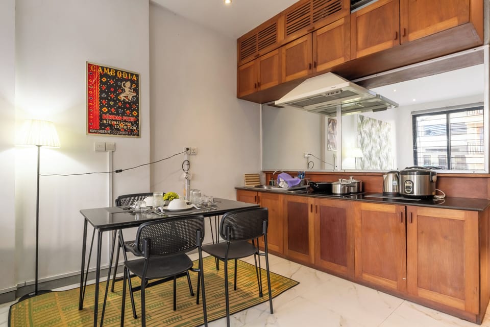 Basic Loft, City View | Private kitchen