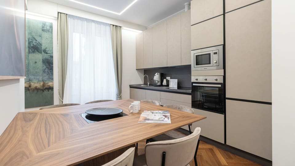 Apartment (1 Bedroom) | Interior