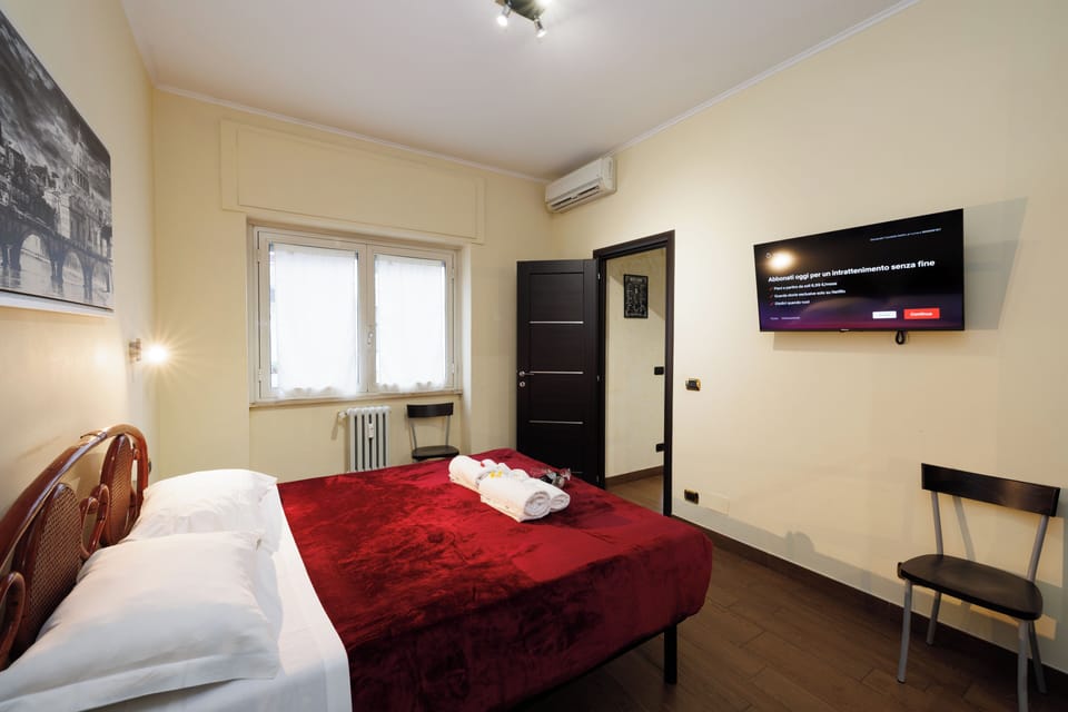 Deluxe Apartment, Balcony | 1 bedroom, in-room safe, free WiFi