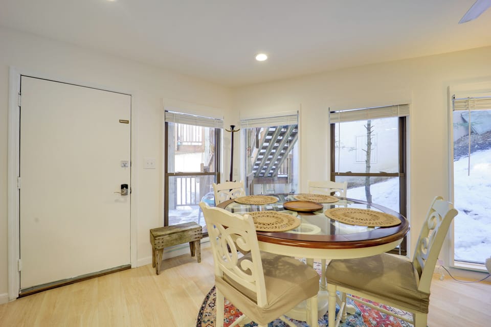 Apartment (1 Bedroom) | Interior