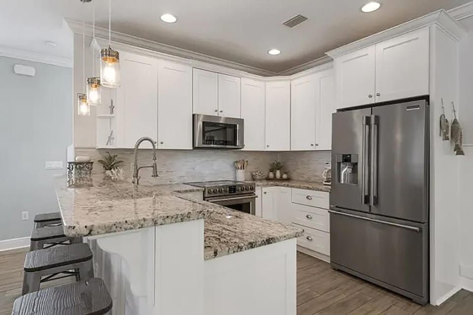 House, Multiple Beds (Better Together) | Private kitchen | Oven, toaster