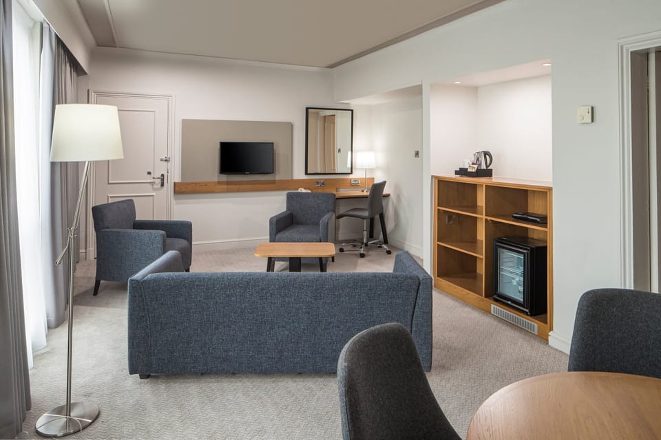 Egyptian cotton sheets, premium bedding, minibar, in-room safe