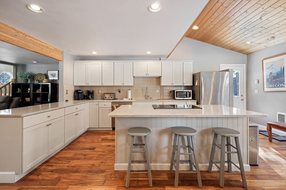 House, 3 Bedrooms | Private kitchen | Fridge, oven, coffee/tea maker, toaster