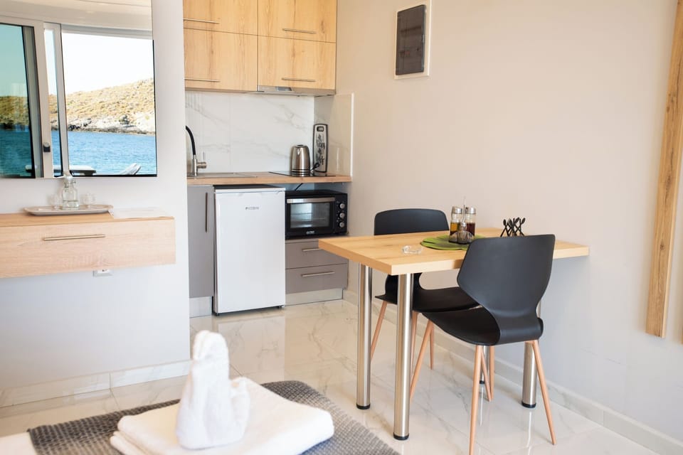 1 bedroom, soundproofing, iron/ironing board, free WiFi