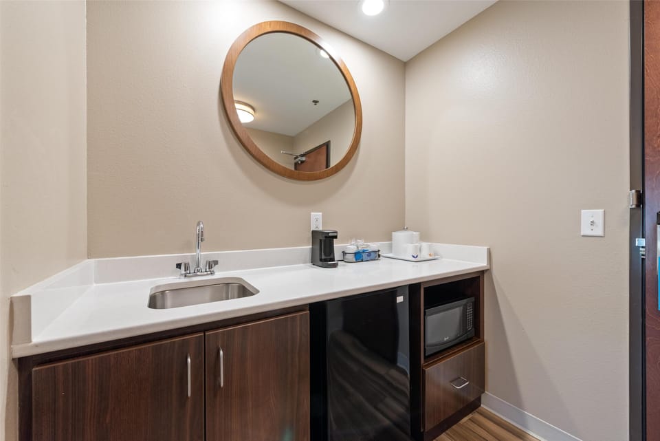 In-room safe, blackout drapes, free cribs/infant beds, rollaway beds