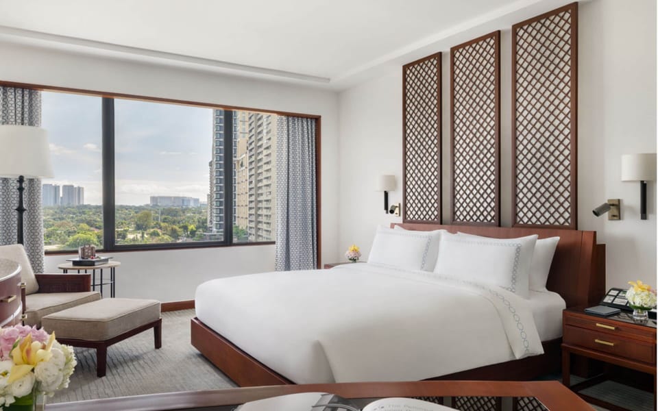 Premium bedding, minibar, in-room safe, desk