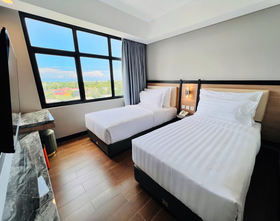 Deluxe Double or Twin Room | WiFi (free)