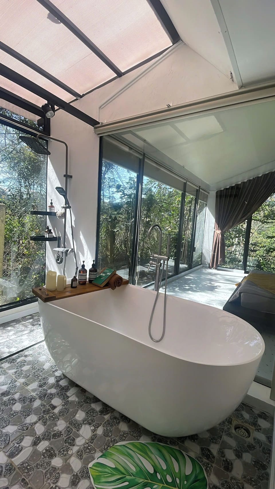 Luxury House, Kitchenette, Mountain View | Premium bedding, in-room safe, individually decorated