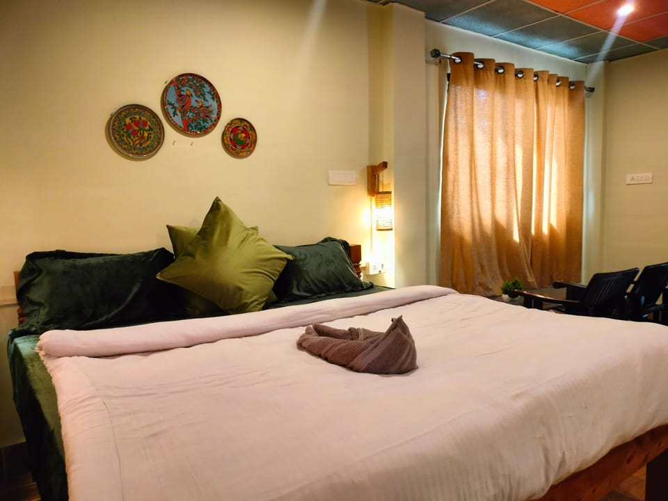 Standard Room | Desk, free WiFi