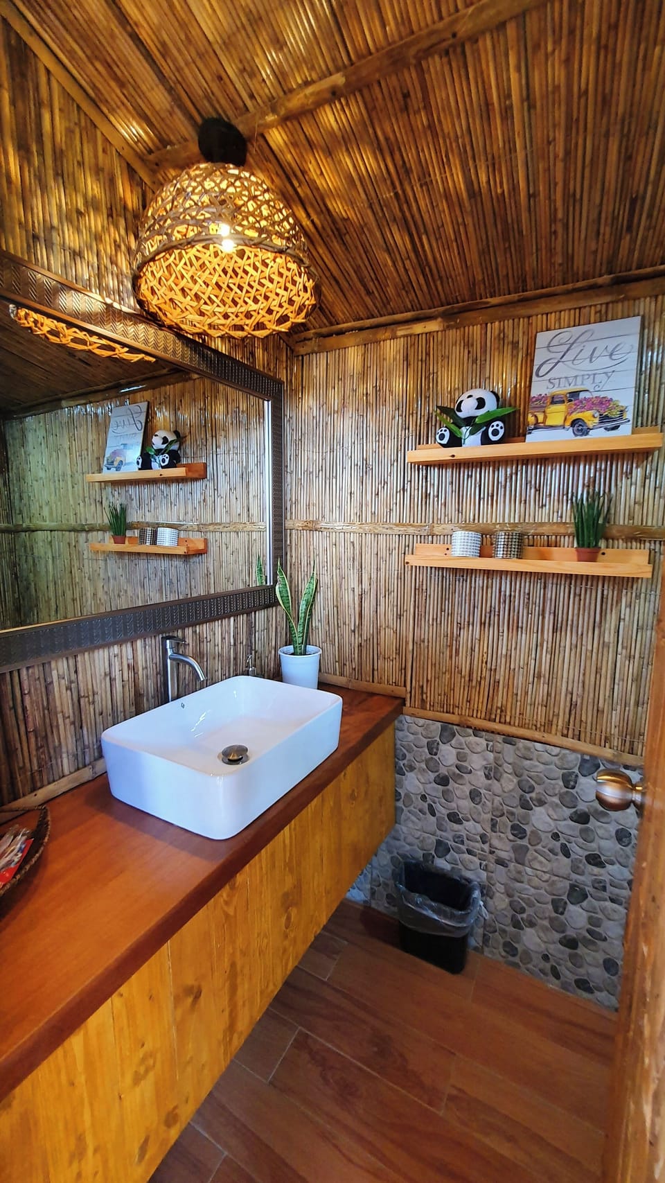 Standard Villa | Bathroom | Shower, slippers, bidet, towels