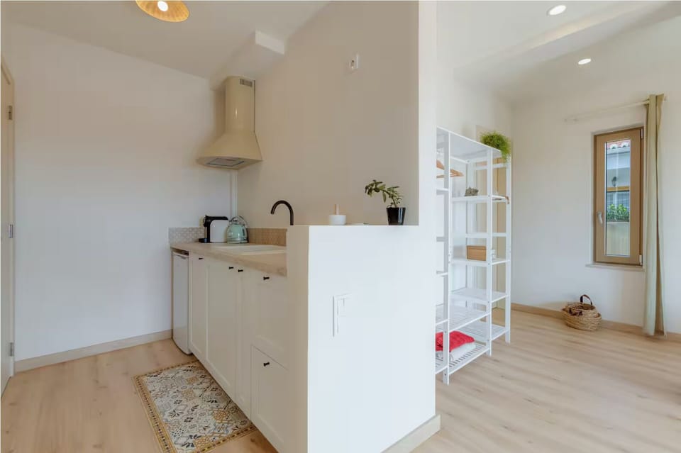 Studio, Hill View | Private kitchen | Electric kettle