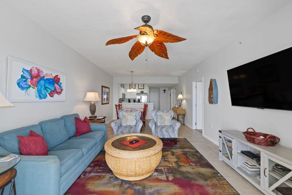 Condo, 1 King Bed with Sofa bed (Windemere 1206) | Living area | TV