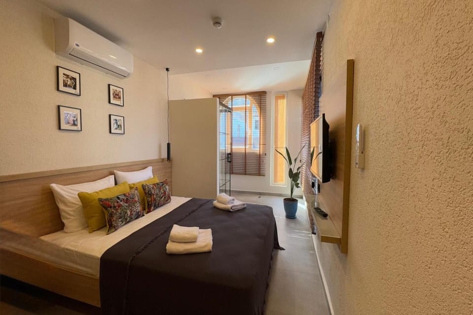 Deluxe Double Room, Sea Facing | Soundproofing, free WiFi