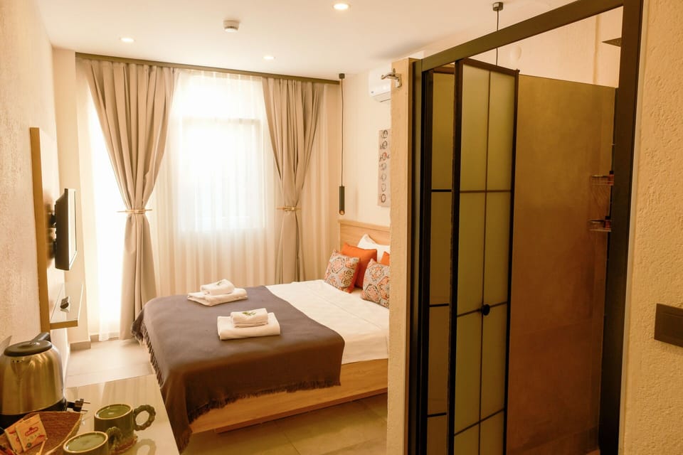 Superior Double Room | Soundproofing, free WiFi