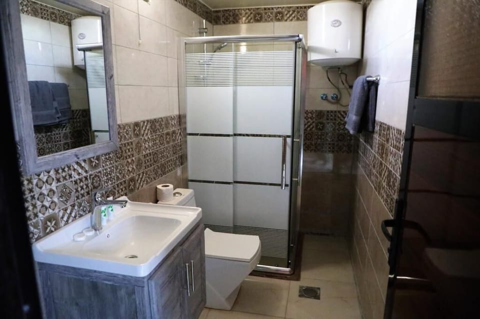 Classic Double Room, Balcony, Mountain View | Bathroom | Bathrobes, slippers, bidet