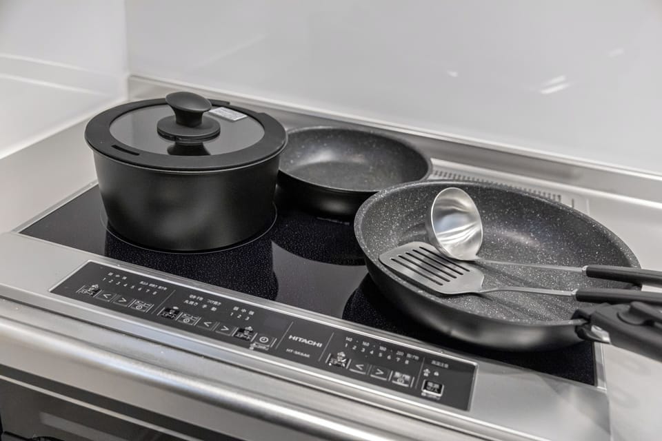 Executive Apartment, City View | Private kitchen | Full-size fridge, microwave, stovetop, cookware/dishes/utensils