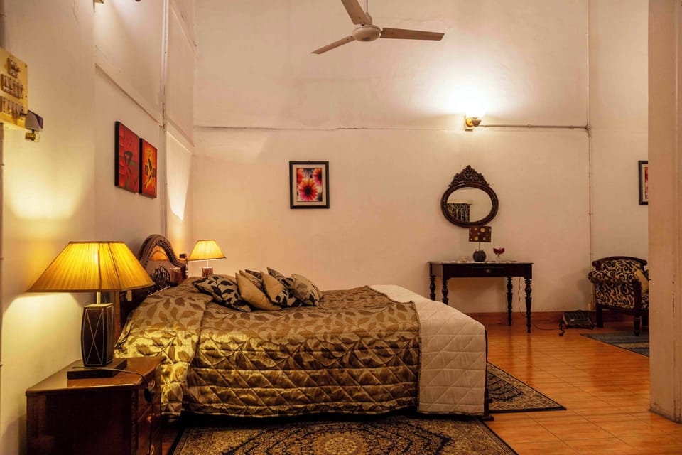 5 bedrooms