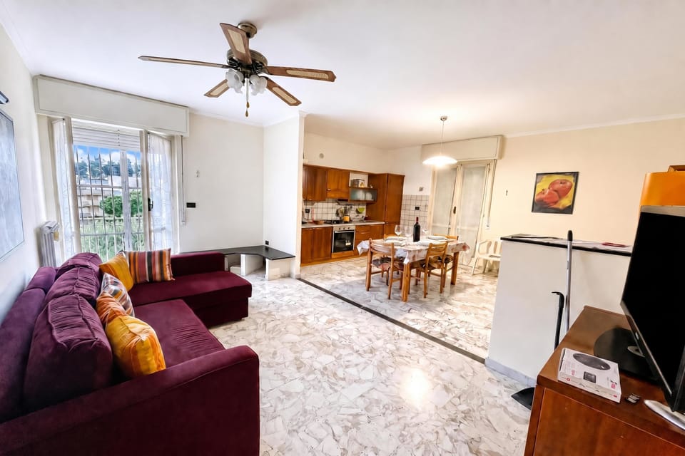 Family Apartment, 1 Bedroom, Balcony, Mountainside (La Pietra sul Mare Apartment with) | Living area
