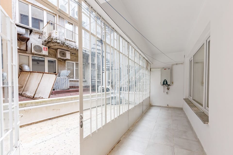 Apartment, 2 Bedrooms, Balcony, Garden View | Interior