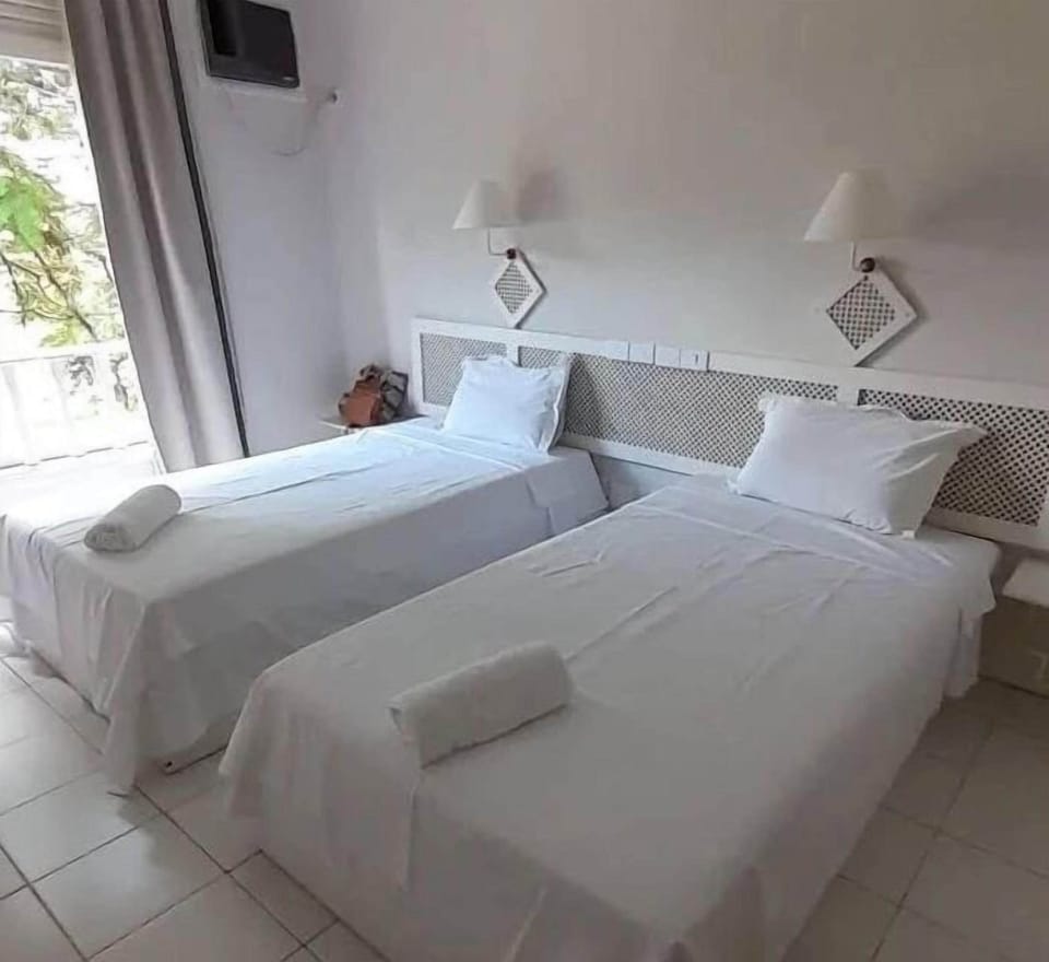 Double Room | Desk, laptop workspace, free WiFi, bed sheets