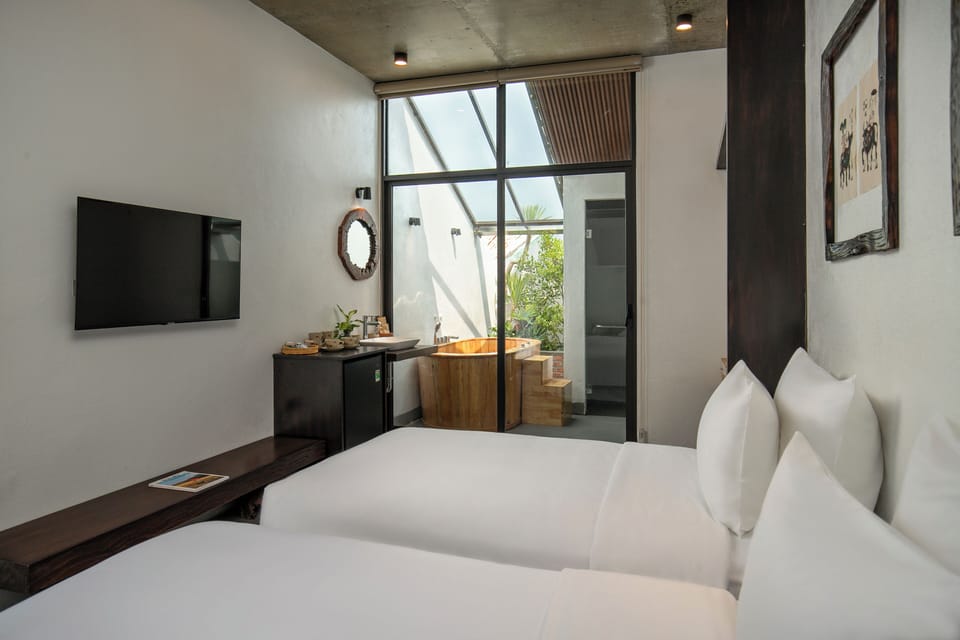 Premium Double Room | Pillowtop beds, desk, blackout drapes, soundproofing