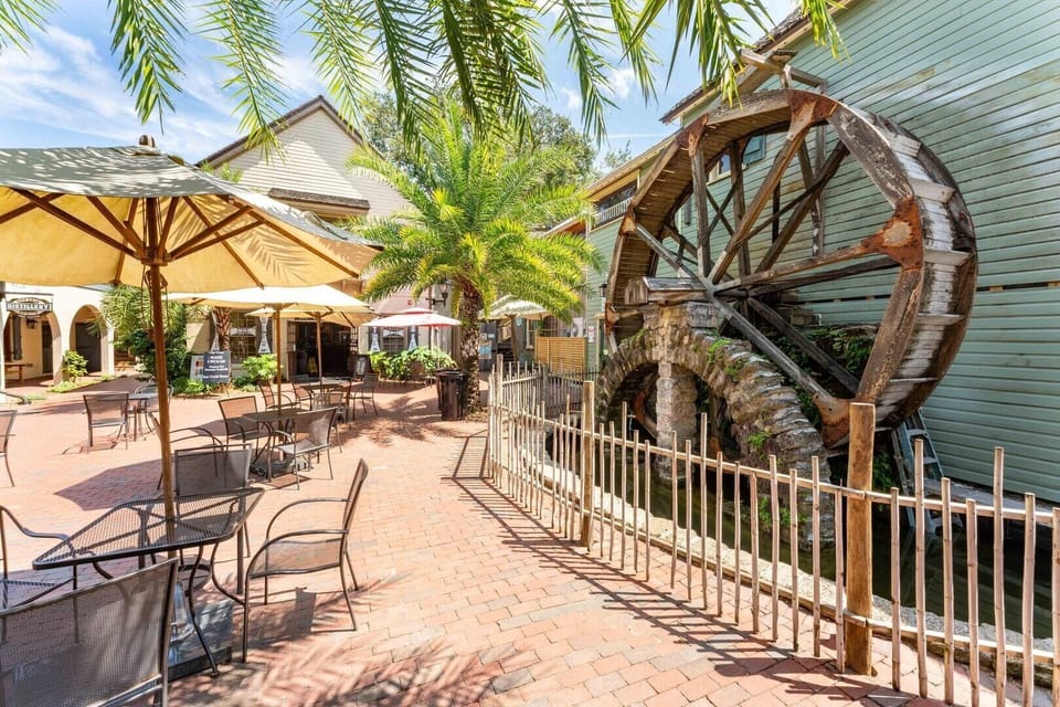 Condo, 2 Bedrooms | Outdoor dining