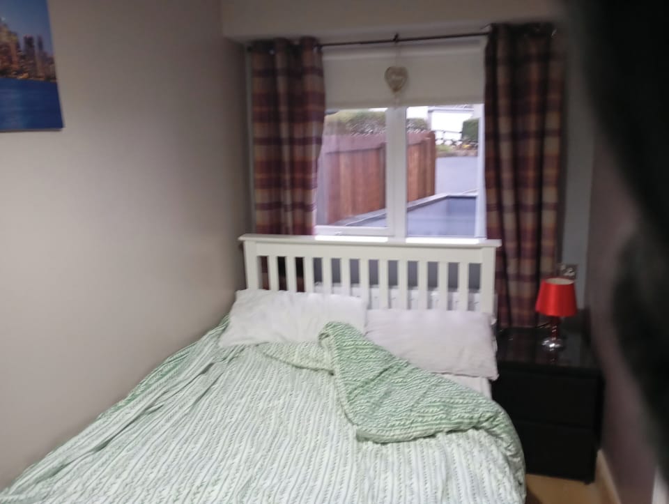 Cottage | 3 bedrooms, iron/ironing board, bed sheets