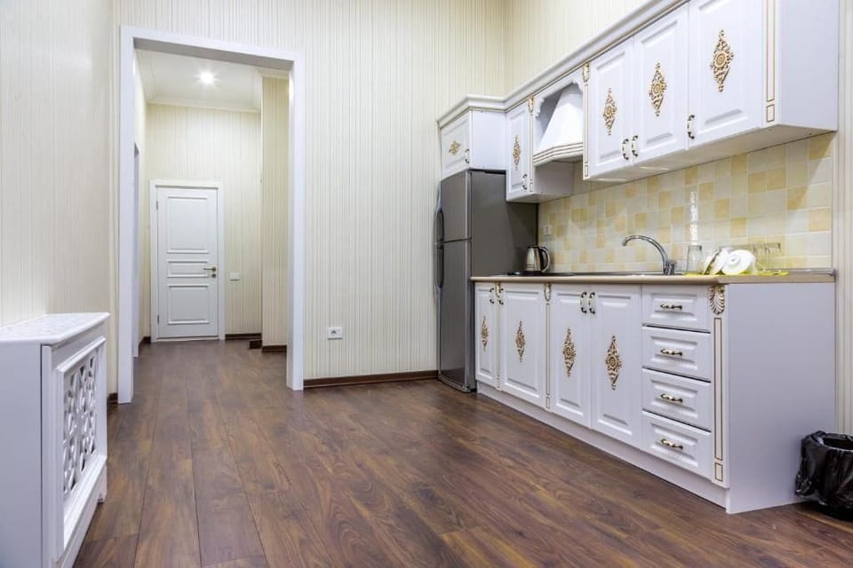 Panoramic Apartment, 2 Bedrooms, Balcony | Premium bedding, Select Comfort beds, minibar, individually furnished