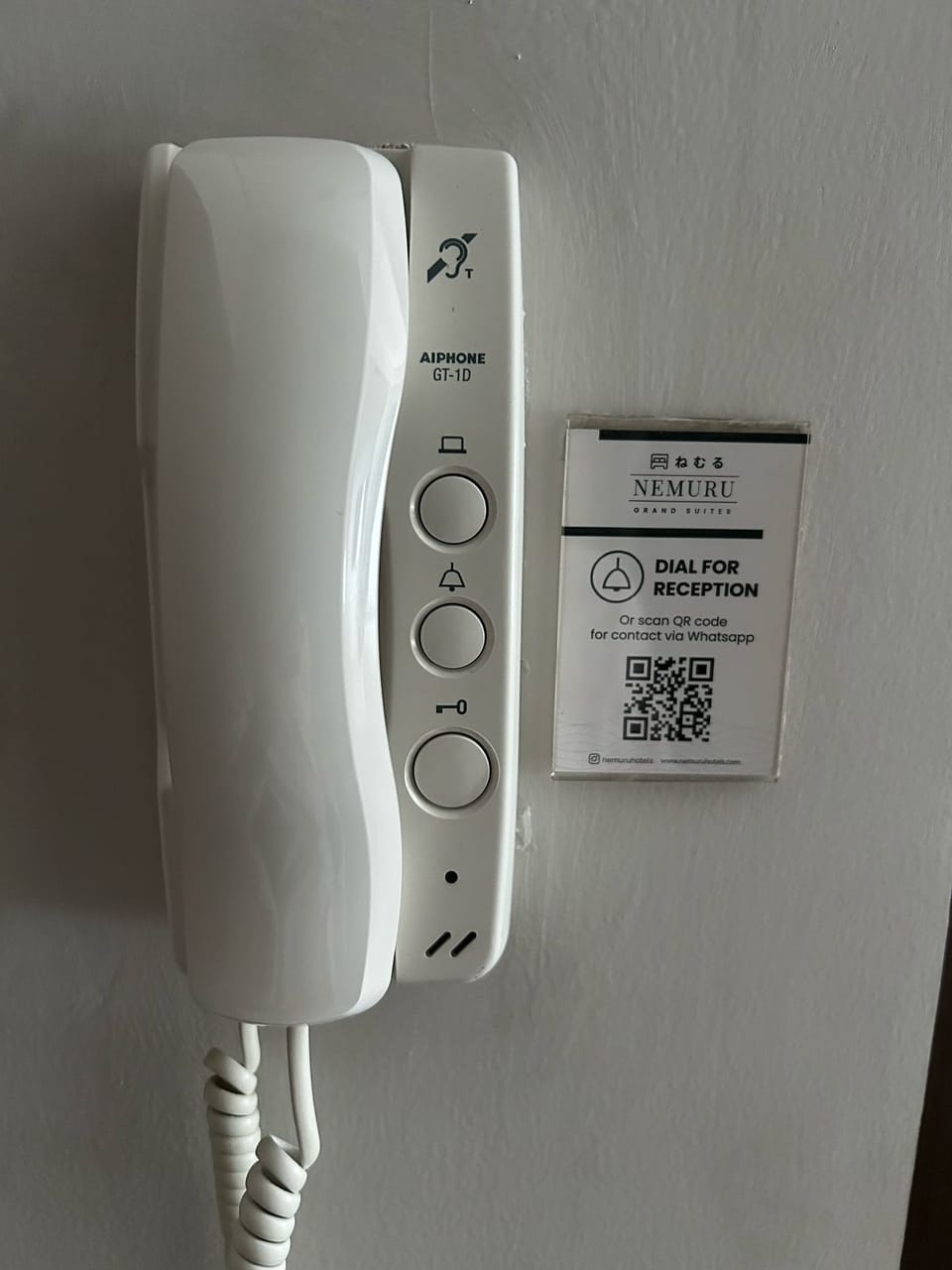 In-room safe, desk, laptop workspace, soundproofing