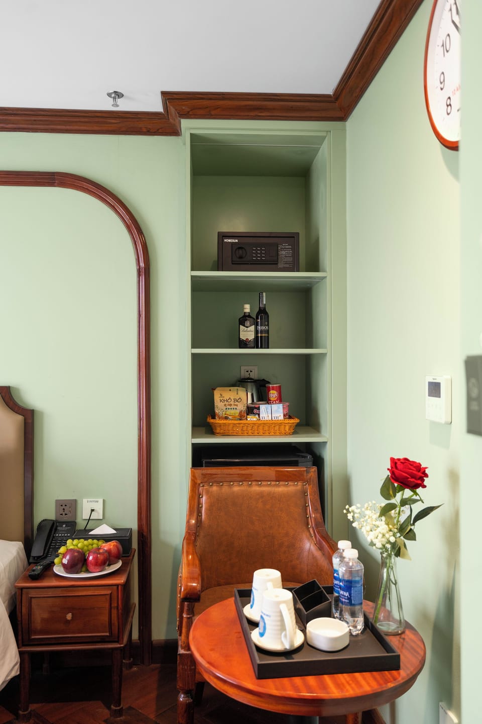 Superior Double Room | Street view