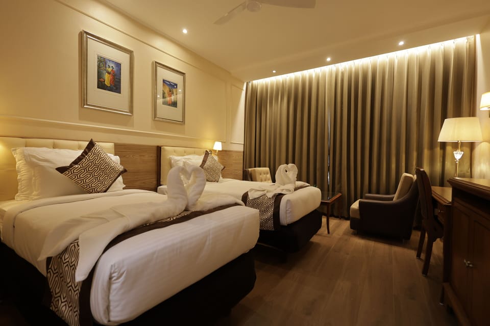 Deluxe Room | Soundproofing, iron/ironing board, free WiFi