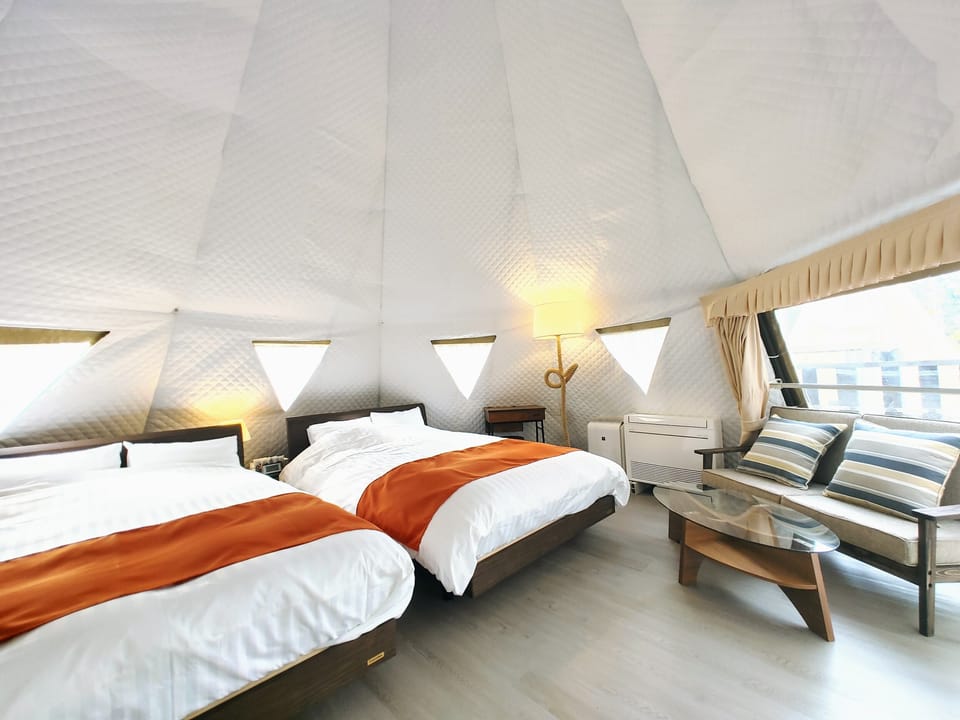 Basic Twin Room, 2 Double Beds, Non Smoking, Mountain View | Premium bedding, down comforters, desk, free WiFi