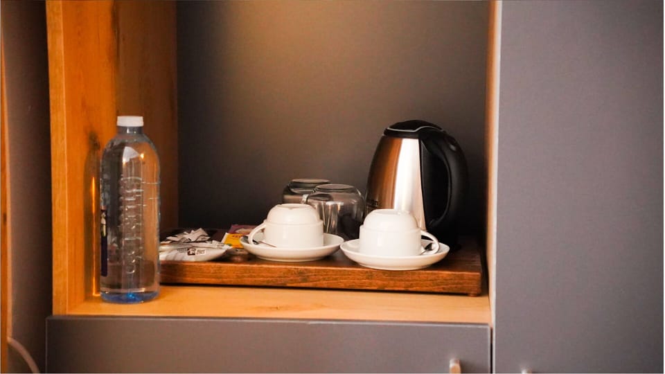 Suite | In-room safe, desk, free WiFi