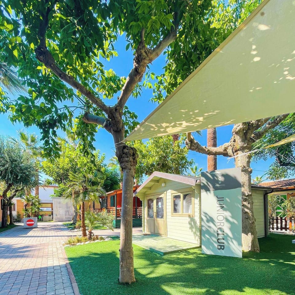 Children's play area - outdoor