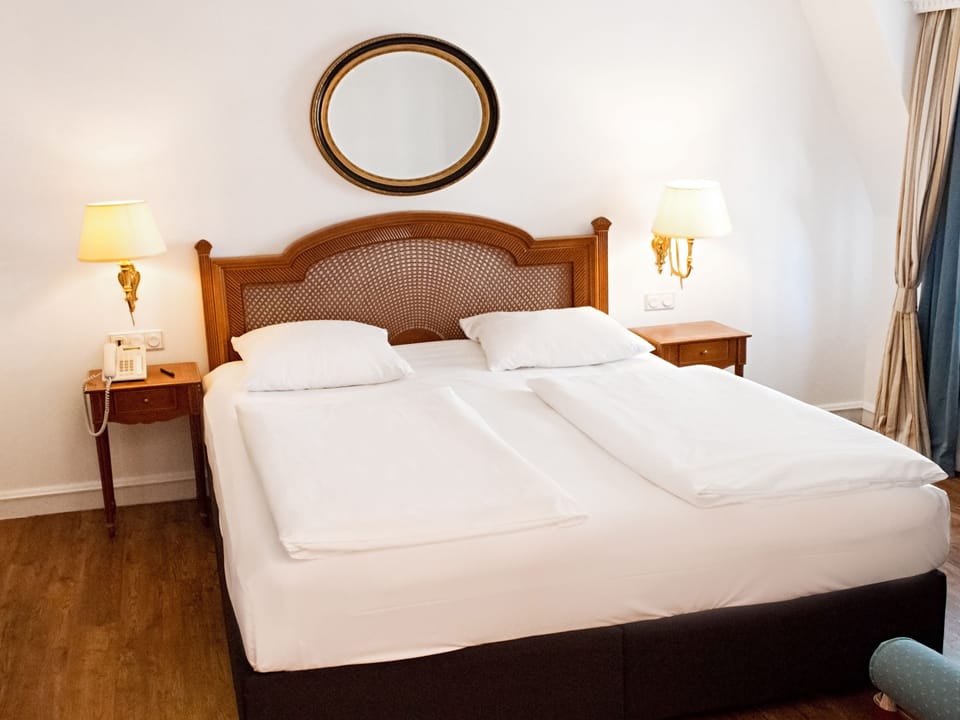 Junior Suite | Premium bedding, free minibar items, in-room safe