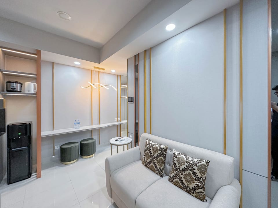Standard Apartment | Living room