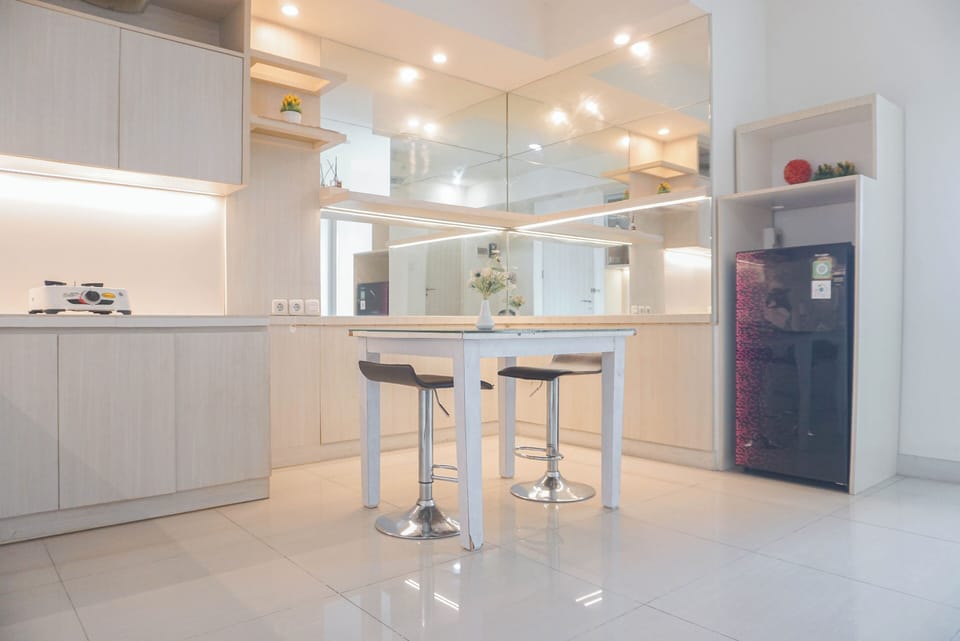 Standard Apartment | Dining room