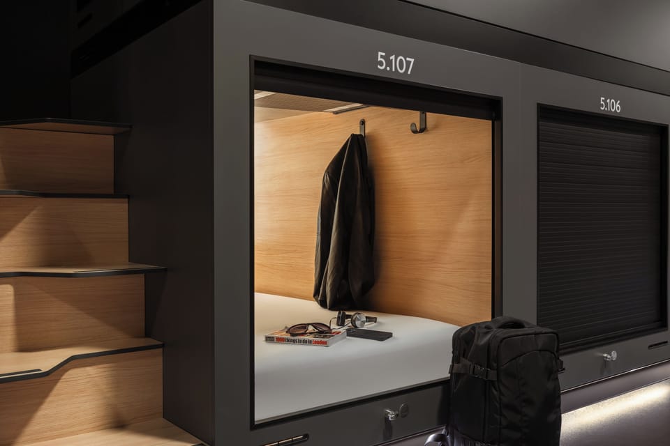 Capsule Cocoon | Soundproofing, free WiFi