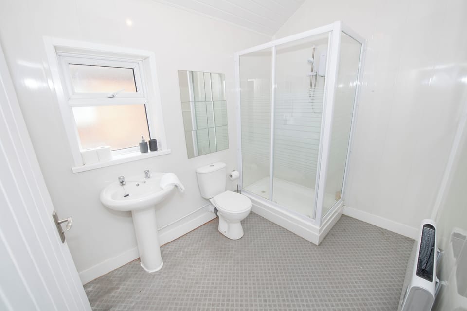 Family Apartment | Bathroom