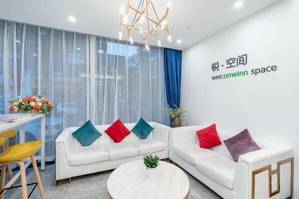 Reception hall