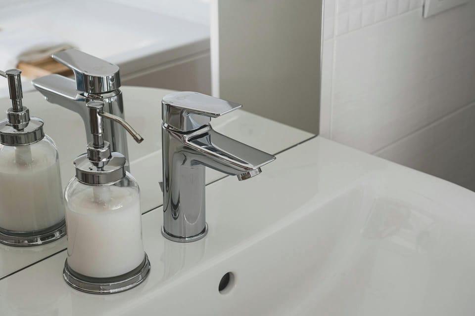 Shower, free toiletries, hair dryer, bathrobes