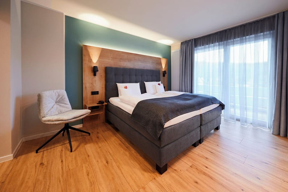 Comfort Double Room, Balcony, Sea View | In-room safe, blackout drapes, WiFi (free), bed sheets