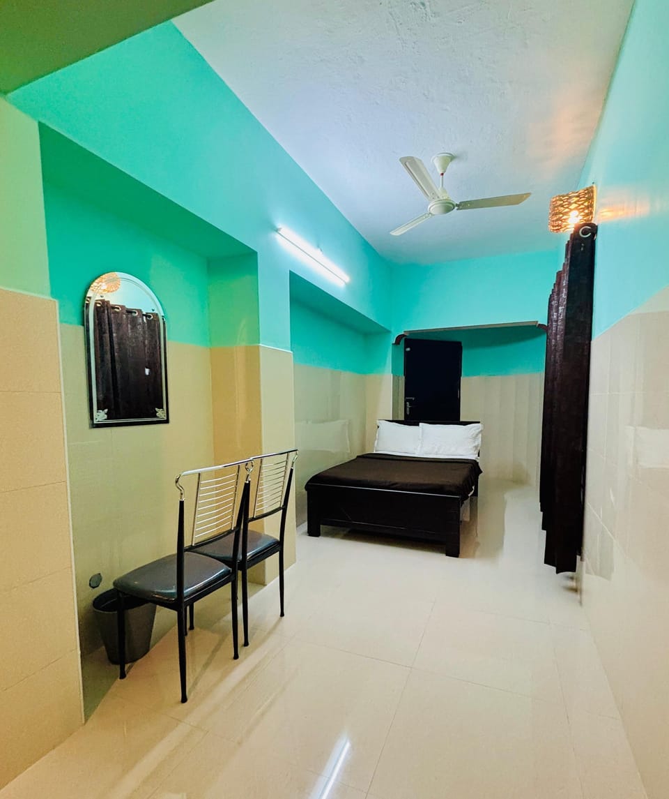 Family Room | Free WiFi