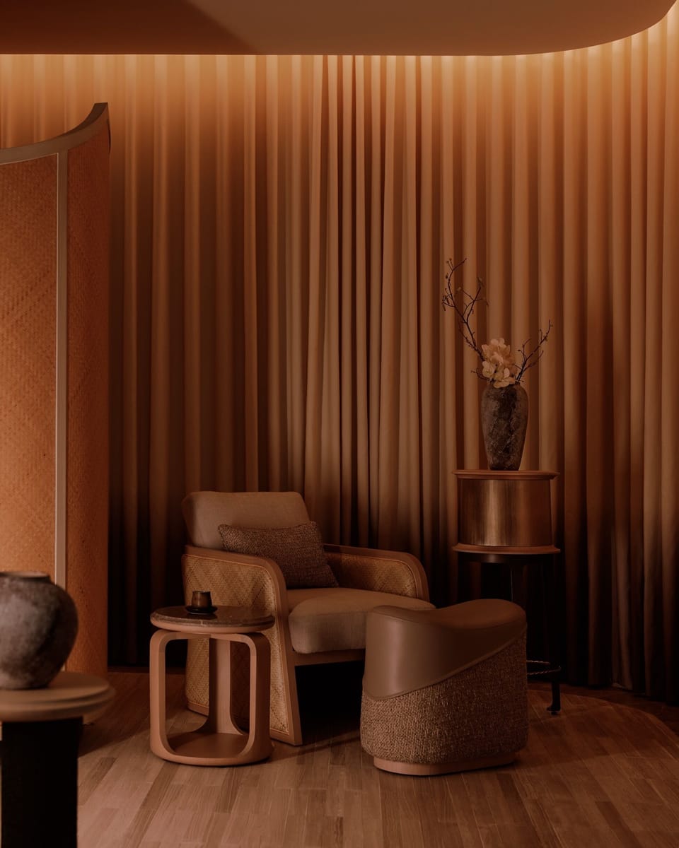 Sauna, hot tub, steam room, hydrotherapy, aromatherapy, body wraps