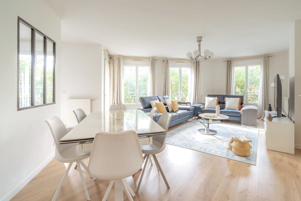 Apartment, Balcony | Living area | Flat-screen TV