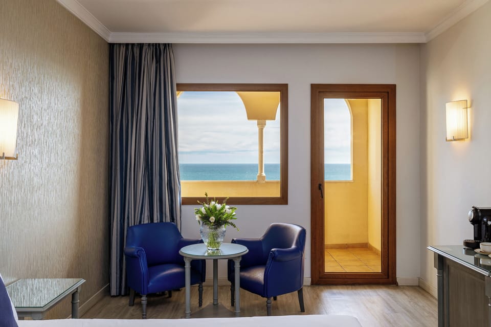 In-room safe, desk, free WiFi, bed sheets