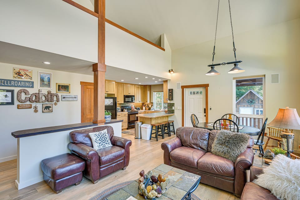 House (2 Bedrooms) | Interior