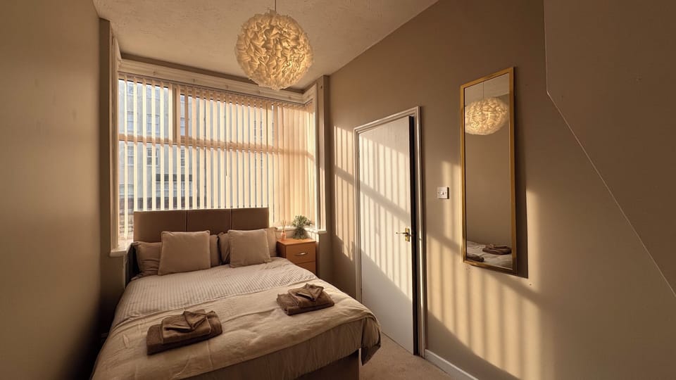 Classic Double Room | Soundproofing, WiFi (free), bed sheets