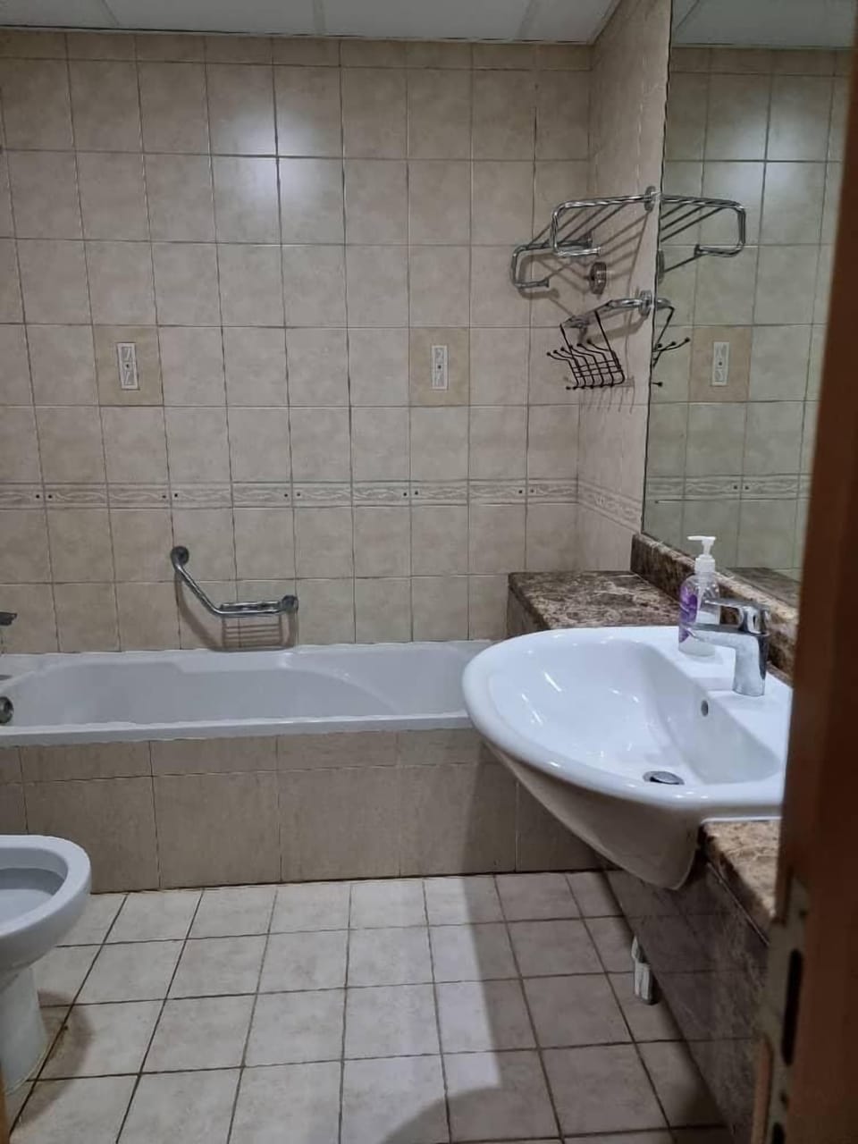 Economy Shared Dormitory | Bathroom